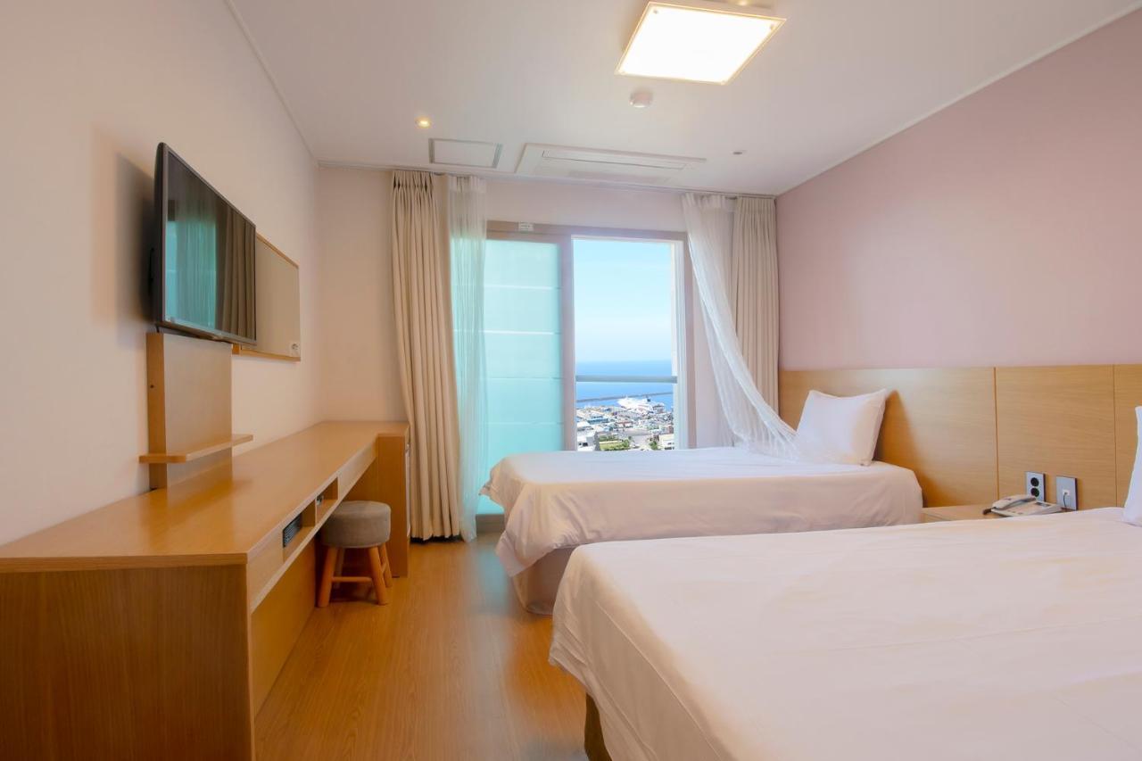 Sims Hotel Jeju Exterior photo